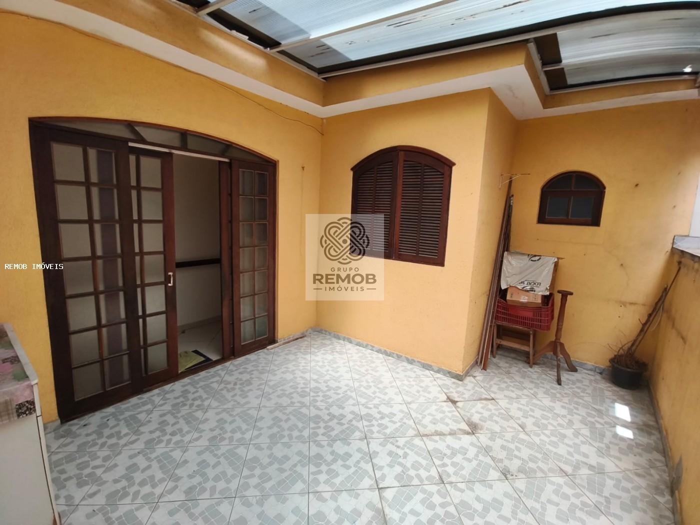 Sobrado, 3 quartos, 185 m² - Foto 1