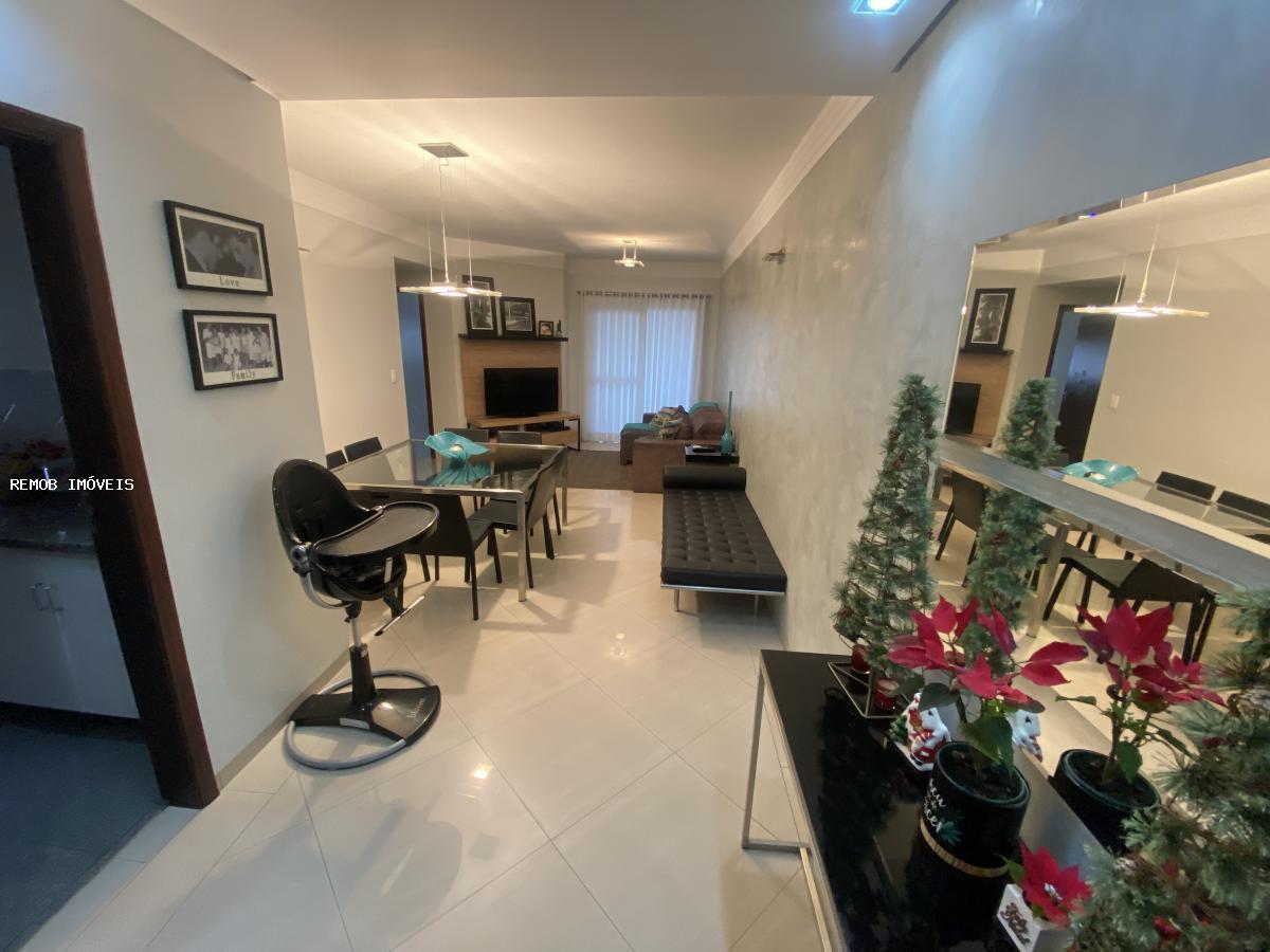 Apartamento à venda com 3 quartos, 73m² - Foto 1