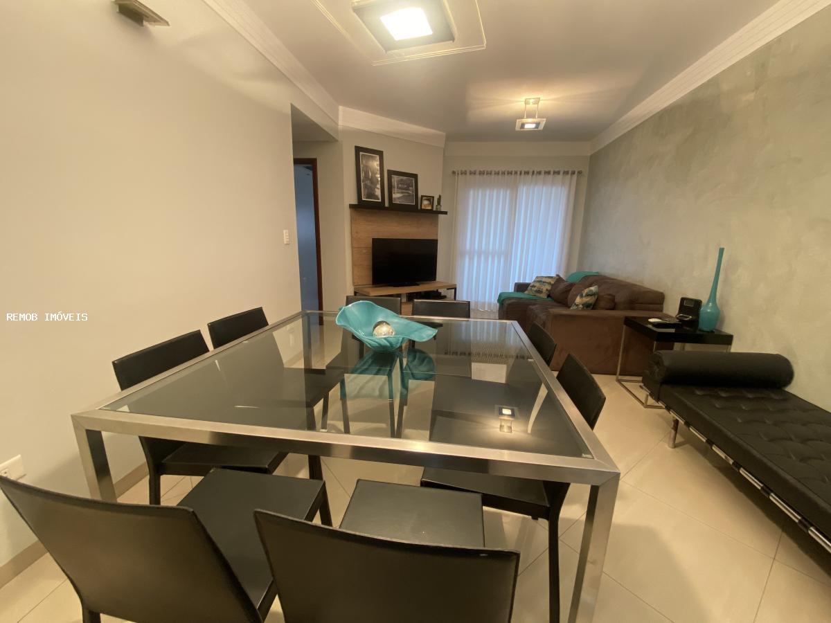 Apartamento à venda com 3 quartos, 73m² - Foto 2