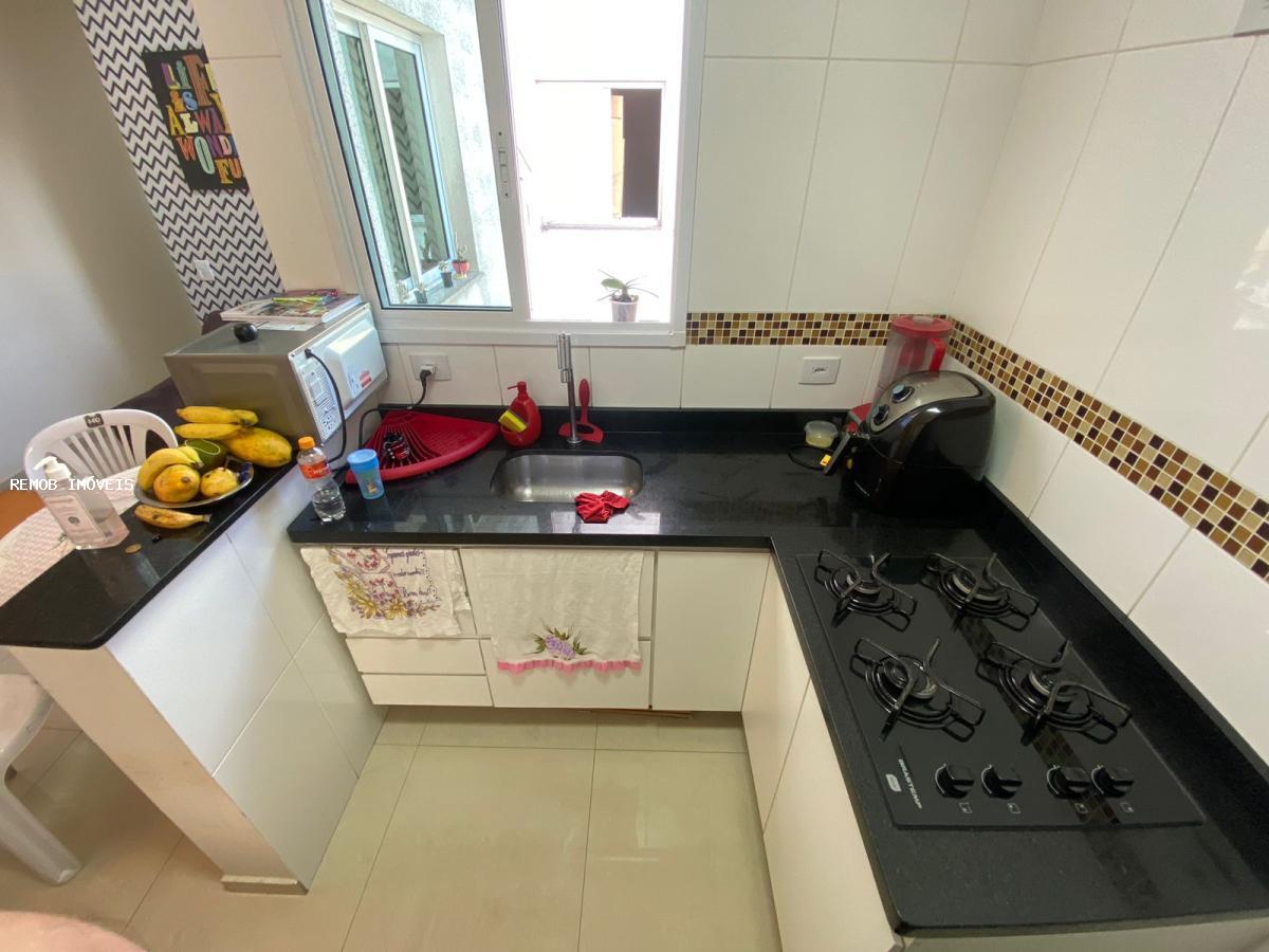 Cobertura à venda com 2 quartos, 100m² - Foto 4