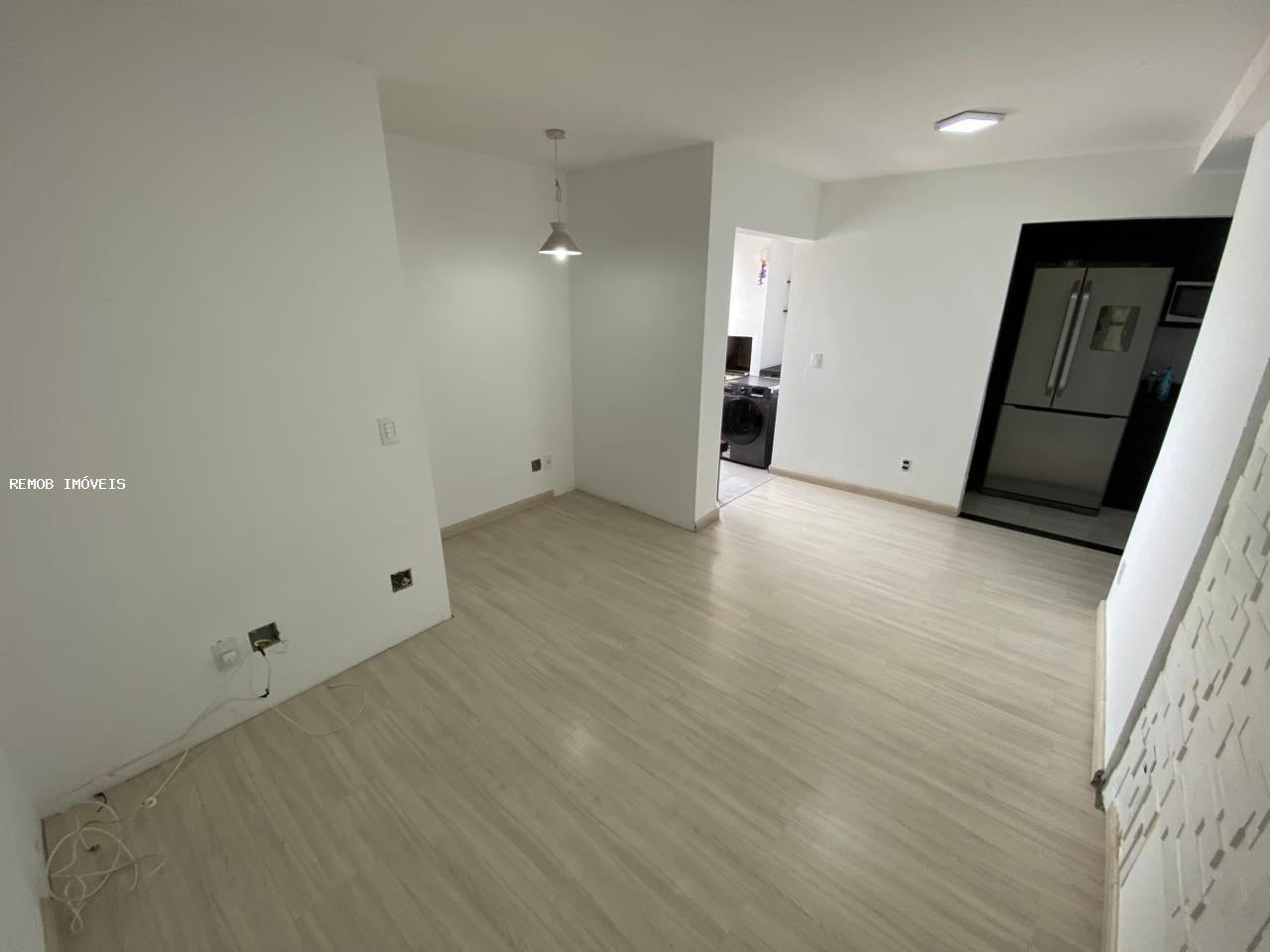 Apartamento para alugar com 2 quartos, 51m² - Foto 2