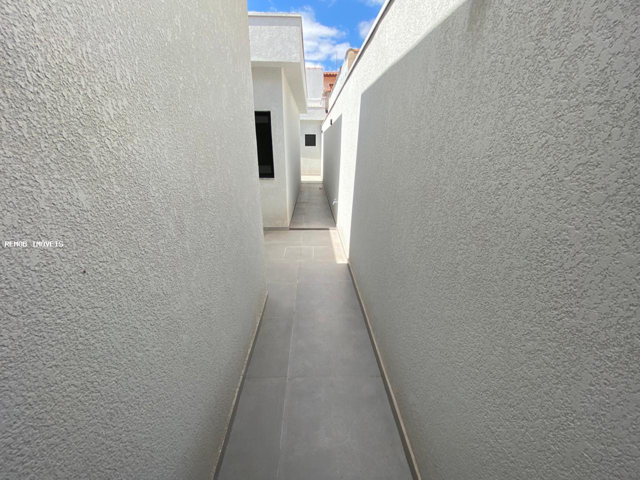 Casa à venda com 3 quartos, 125m² - Foto 14